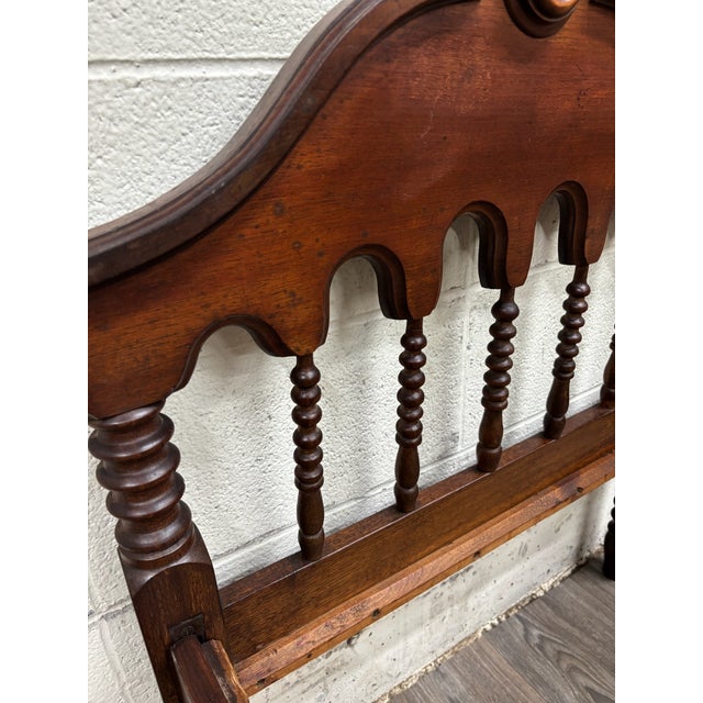 Antique Victorian Late 19th Century Walnut Daybed Youth Bed For Sale - Image 15 of 17