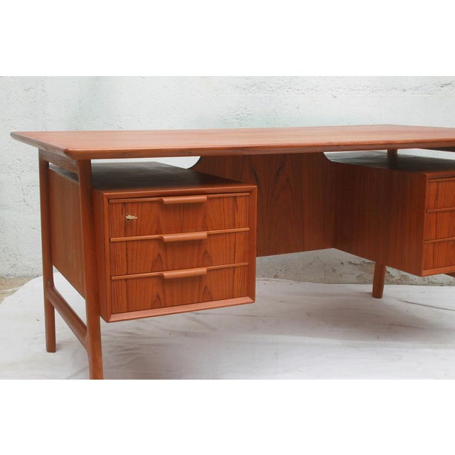 Wood Vintage Teak Desk by Gunni Omann for Omann Jun, 1965 For Sale - Image 7 of 17