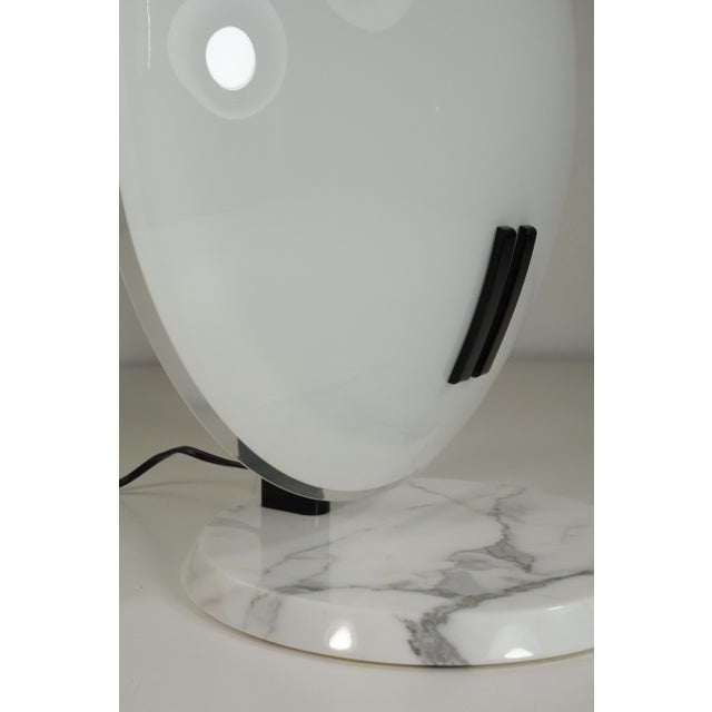 Postmodern Italian Perla Table Lamp by Bruno Gecchelin for O-Luce For Sale - Image 6 of 9
