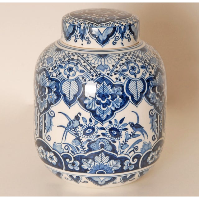 Delft Vase Jar Chinese Kangxi Style Chinoiserie Blue White Pottery For Sale - Image 6 of 8