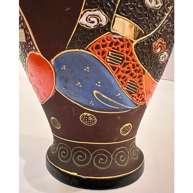 Satsuma-Style Japanese Vase With Hand-Painted Figures For Sale - Image 9 of 12