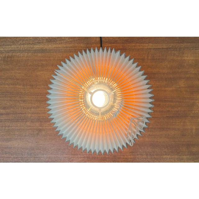Beige Mid-Century Modern Danish Model Park Clear Glass Table Lamp by Hsin-Lung Lin for Holmegaard, 1960s For Sale - Image 8 of 18