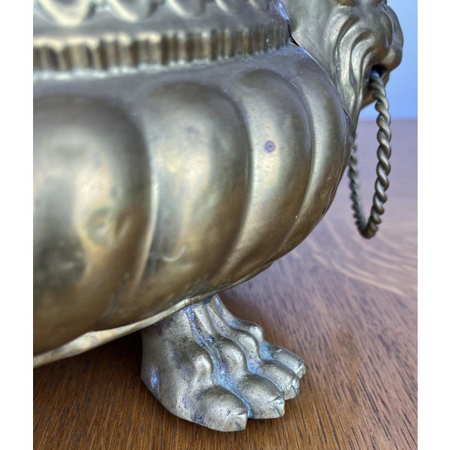 Vintage Style Plant Pot in Brass For Sale - Image 13 of 18