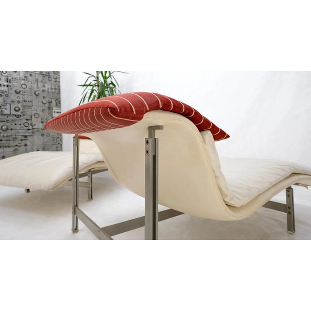 Pair of Sapority Italian Mid Century Modern Leather Chaise Lounges For Sale - Image 9 of 13