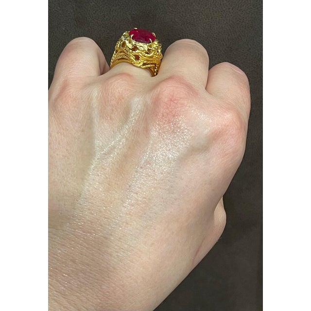 5 Carat Treated Oval Ruby 14 Karat Yellow Gold Cocktail Ring For Sale - Image 12 of 18