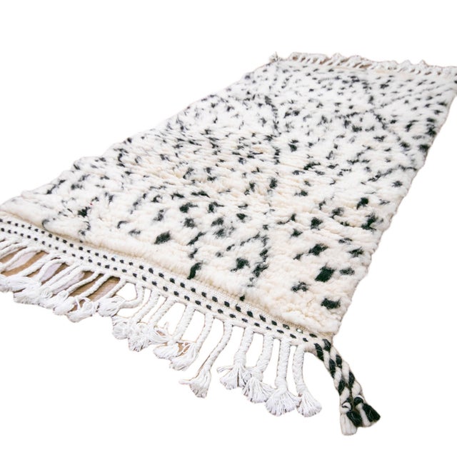Moroccan Handwoven Beni Ourain Rug - Small Moroccan Bathroom Rug – Cream Black Dots Shag Pile Bath Mat 2x4 Ft For Sale - Image 3 of 12