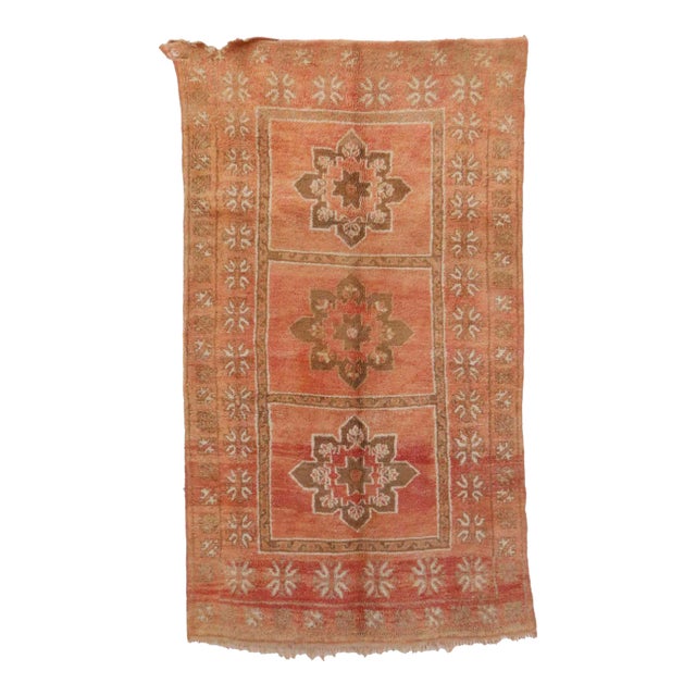 Moroccan Handwoven Rug - 4'7" X 8'1" Ft For Sale