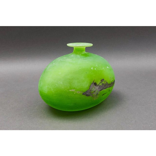 Gino Cenedese Signed Vetri Murano Italian Vintage Mid Century Scavo Glass Vase. Measures approximately 7" long, 5" wide, 5...