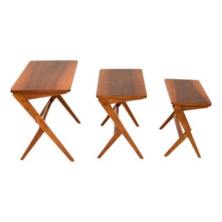 Vintage Swedish Walnut Nest of Tables attributed to Bengt Ruda, 1950, Set of 3 For Sale