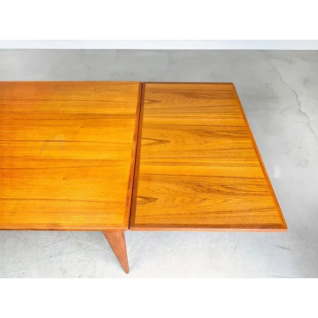 Mid-Century Extendable Teak Dining Table by Niels O. Moller for J. L. Møllers Møbelfabrik For Sale - Image 10 of 14