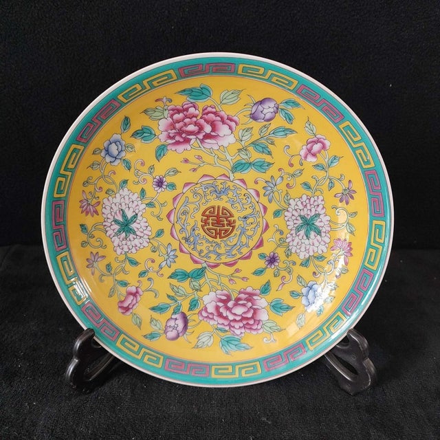 Early 20th Century Chinese Ceramic Plate,Qianlong Marked Famille Yellow Ground Rose Porcelain Plate Hand Painted Flowers Pattern For Sale - Image 5 of 11