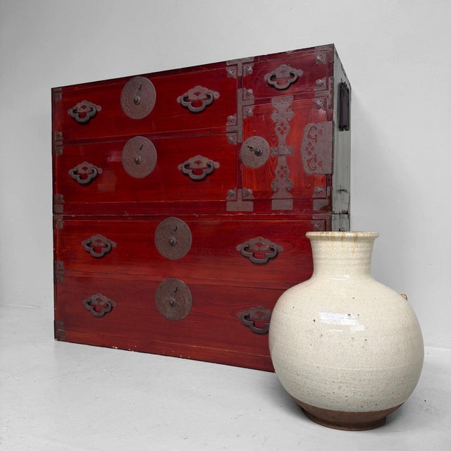 Japanese Kimono Tansu Chest of Drawers, 1890s For Sale - Image 5 of 18