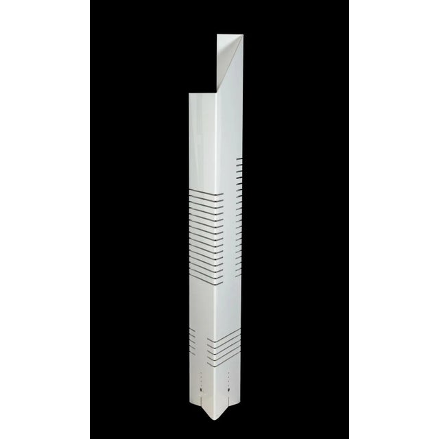 I Personaggi Floor Lamp in White Acrylic Glass by Lorenzo Carmellini and Federico Rezzonico for Tronconi, Italy, 1970s For Sale - Image 5 of 5