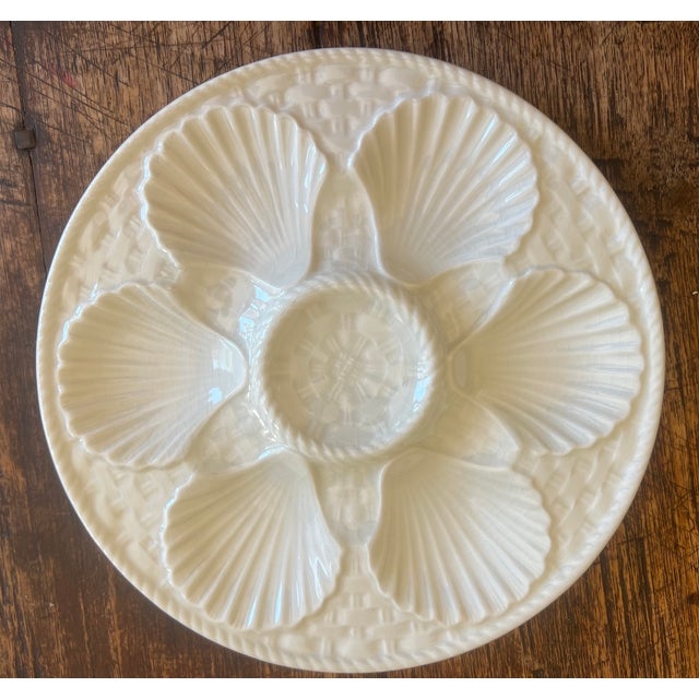 White Vintage French Longchamp White Oyster Plate For Sale - Image 8 of 11