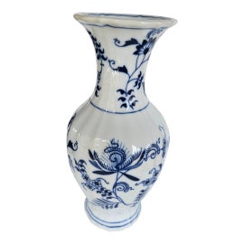 Example of Blue Danube Room Accents and Accessories