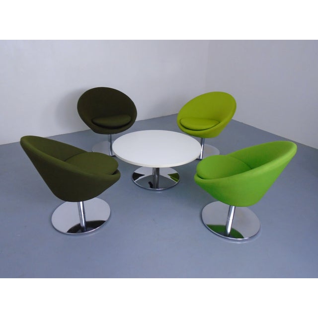 Early 21st Century Allermuir Conic Swivel Club Chairs & Table, Uk, 2015, Set of 5 For Sale - Image 5 of 18