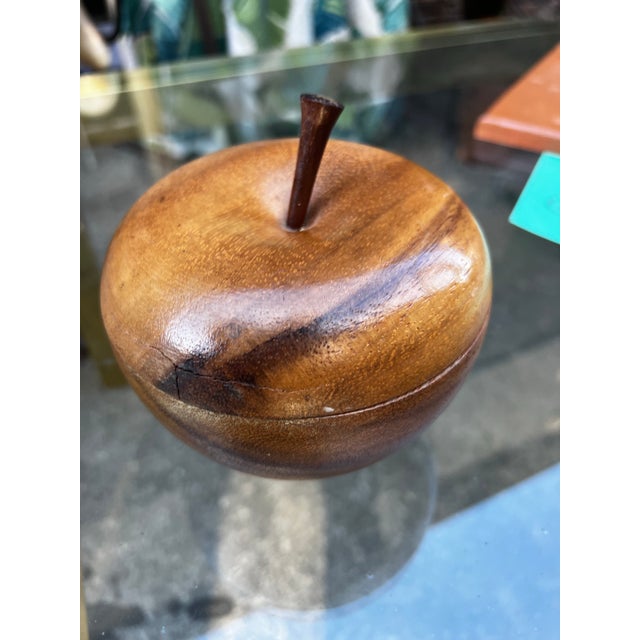 1970s Mid 20th Century Hand Carved Wooden Apple Box For Sale - Image 5 of 6