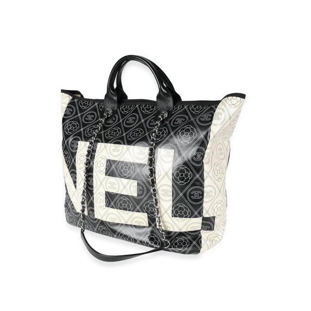 Item #: 155324 Interior Material: Fabric Size: Large Features Interior: Two zip pockets Dimensions: 15 x 14.5 x 5 in...