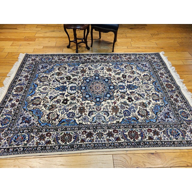 Vintage Tabriz Design Area Rug, Hand-Knotted Wool, Floral Pattern, Ivory & Blue, 6x8 For Sale - Image 9 of 18
