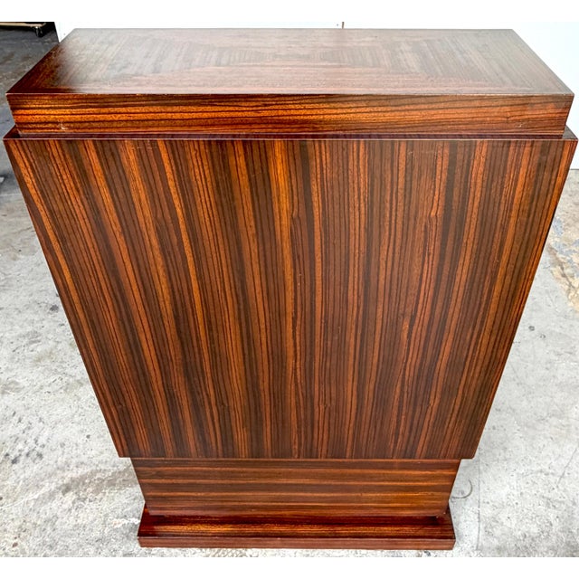 Brown Art Deco Zebrawood Pedestals, Late 20th Century, Sculptural Pair For Sale - Image 8 of 16