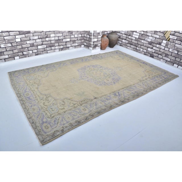 Textile 1960s Turkish Neutral Oversize Handmade Carpet For Sale - Image 7 of 11