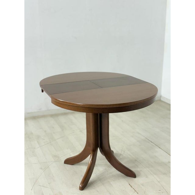 Mid-Century Round & Extendable Kitchen or Dining Table For Sale - Image 3 of 9