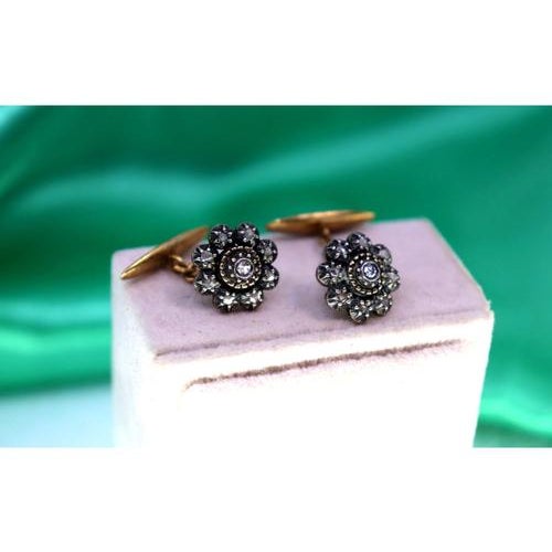 Gold and Silver Flower Shaped Cufflinks with Diamond Chips, Set of 2 For Sale - Image 3 of 8