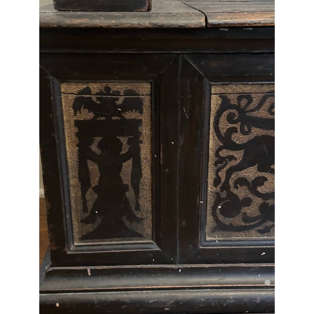Wood 19th Century Italian Walnut Entryway Bench For Sale - Image 7 of 8