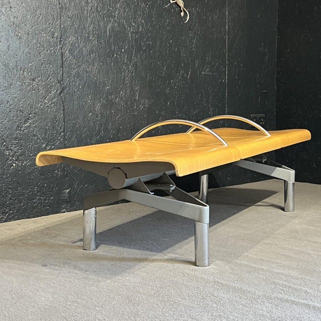 Bamboo bench from Heathrow Terminal 1 (London). A unique piece for lovers of the unusual. The bench has some wear and tear...