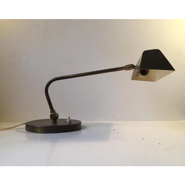 1940s Art Deco Danish Brass Table Lamp from Louis Poulsen, 1940s For Sale - Image 5 of 10