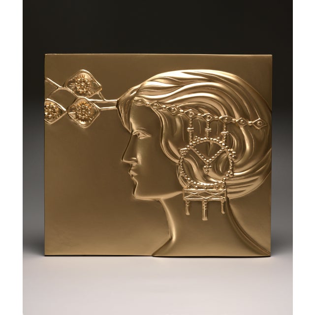 Gustav Klimt Pair of Secessionist Reliefs Made After Georg Klimt, Sculptural Golden Bas Relief With Female Profiles, Wall Object For Sale - Image 4 of 18