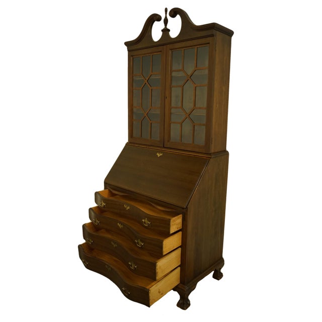 Hendrick Furniture Co. Falconer, Ny Walnut Traditional Chippendale