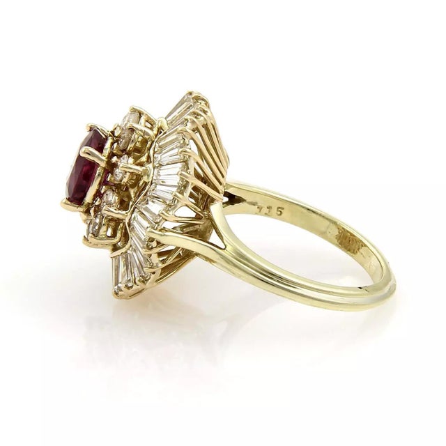 This beautiful Estate cocktail ring is crafted from 14k yellow gold with a fine polished finish and has a three tier with...