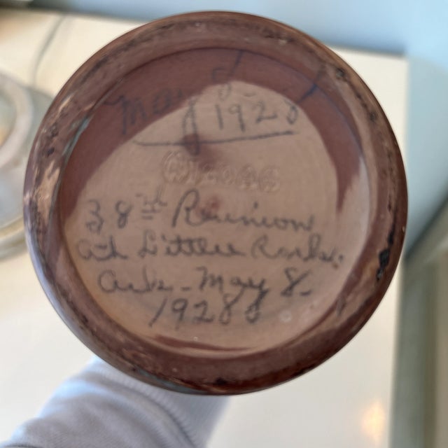 Ceramic Niloak Pottery Mission Swirl Vase For Sale - Image 7 of 9