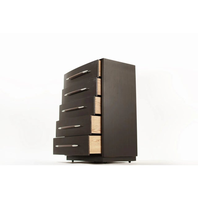 t.h. Robsjohn-Gibbings for Widdicomb Chest of Drawers, C. 1950s For Sale In New York - Image 6 of 13