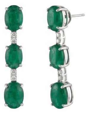 Natural 7.65cts Emerald & 0.10cts Diamond Earring in 18k Gold