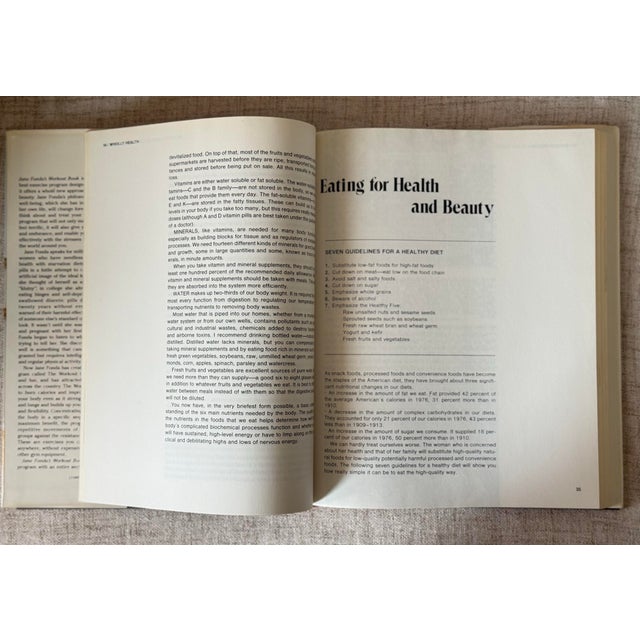 Signed Jane Fonda’s Workout Book (1981) | Vintage Fitness Hardcover With Dust Jacket For Sale In San Francisco - Image 6 of 18