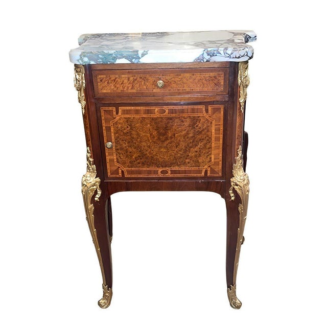 French Pair French Bronze-Mounted Marble-Top Nightstands Louis XV Style, Late 19th C. For Sale - Image 3 of 12
