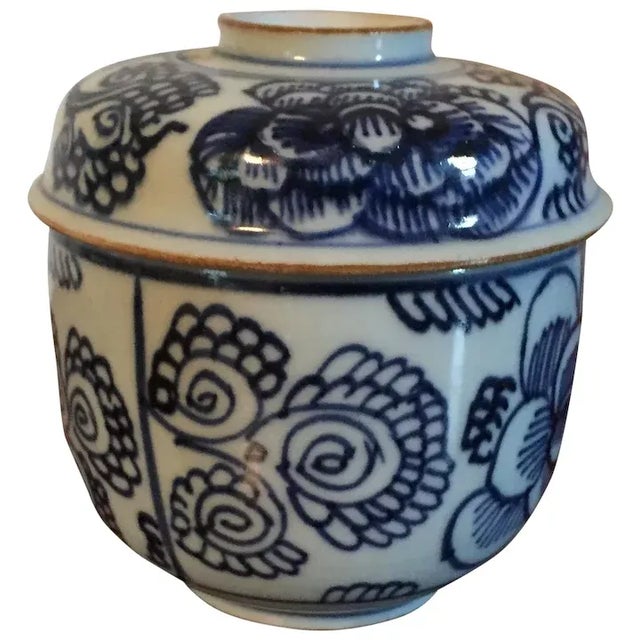 18th Century Chinese Kangxi Blue & White Porcelain Jar and Cover For Sale - Image 11 of 11