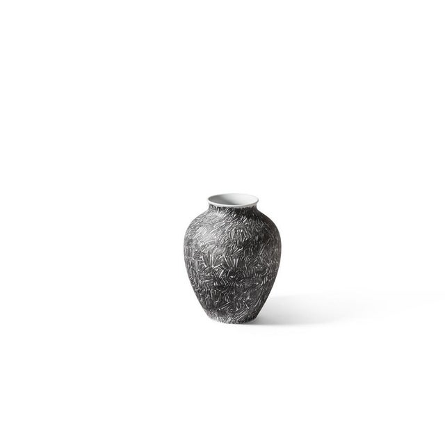 Post Scriptum Ad Orcino Tratto Misto Nero Vase by Formafantasma for Cassina For Sale - Image 4 of 18