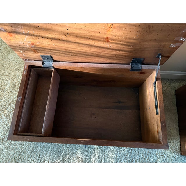 Fantastic Vintage blanket/toy chest from the iconic Young & Hinkle "Ship Ahoy" collection. Built exceptionally strong out...