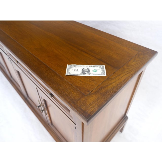 White Furniture Fine Mid Century Light Walnut 5 Doors 3 Drawers Credenza Dresser Sideboard MINT For Sale - Image 4 of 13