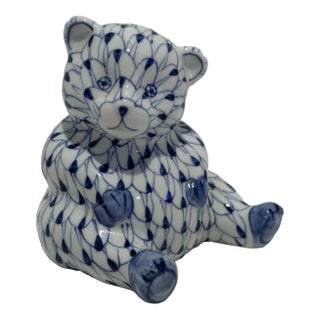 Vintage Herend Style Andrea by Sadek Hand Painted Blue & White Fishnet Sitting Bear Figurine For Sale