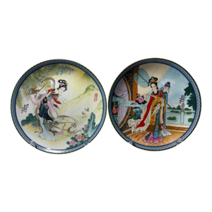 Vintage Chinese Ceramic Arts and Crafts Master Zhao Huimin Porcelain Plates, 1986- Set of 2