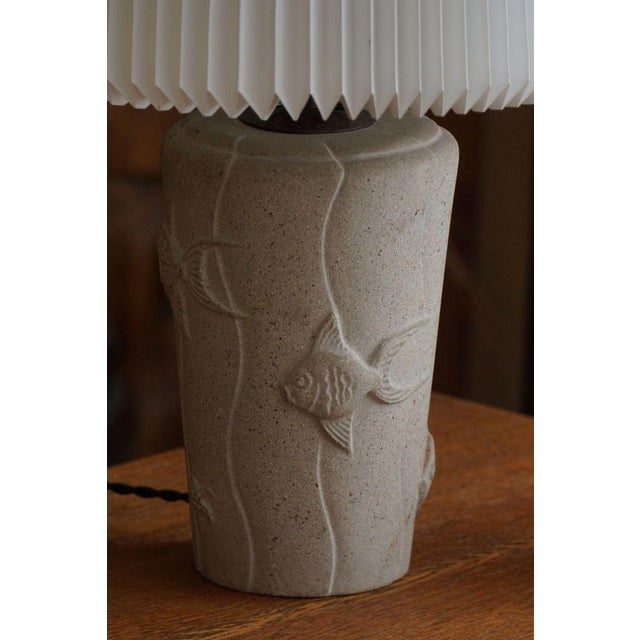 Vintage French Modern Table Lamp in Stone with Fish Motifs, 1970s For Sale - Image 4 of 18