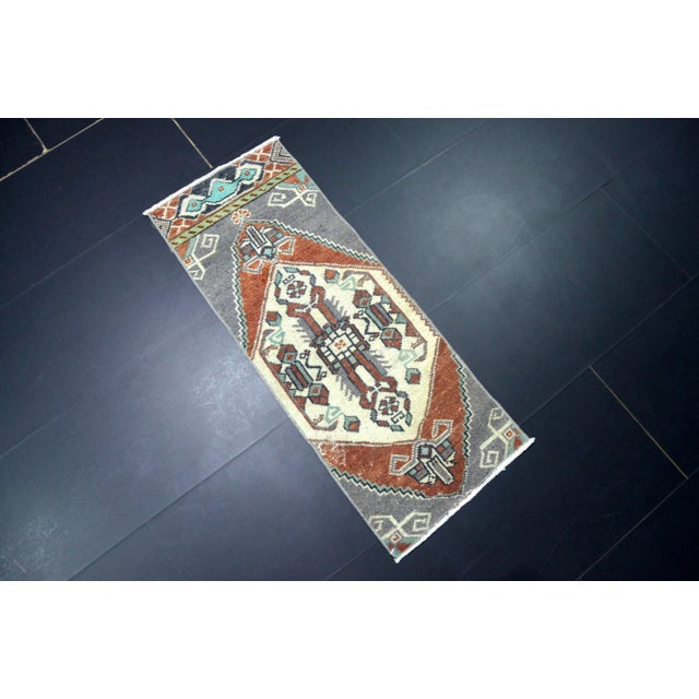 1960s Handmade wool and cotton rug in Turkish Anatolian Small Rug, Vintage Doormat Rug, Turkish Vintage Decorative Rug,...