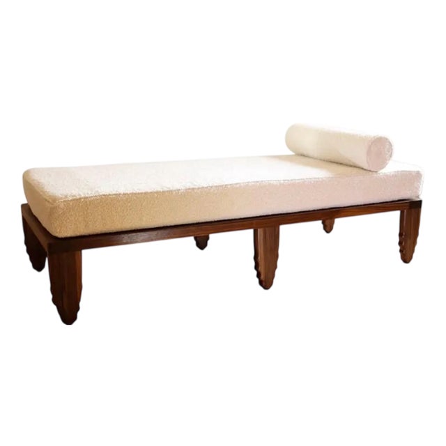 Shark Daybed in Walnut and Cream Bouclé by Fosfeen For Sale