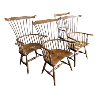 1950s Set of 4 Comb-Back Windsor Chairs For Sale