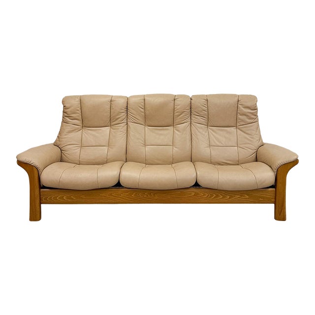 Late 20th Century Ekornes Stressless Buckingham 3-Seat Recliner Sofa Vintage MCM 90" Wide For Sale