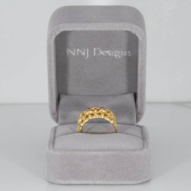 Basket-Weave Estate Ring in Solid 14k Gold – Woven Gold Ring, Size 7 For Sale - Image 4 of 9